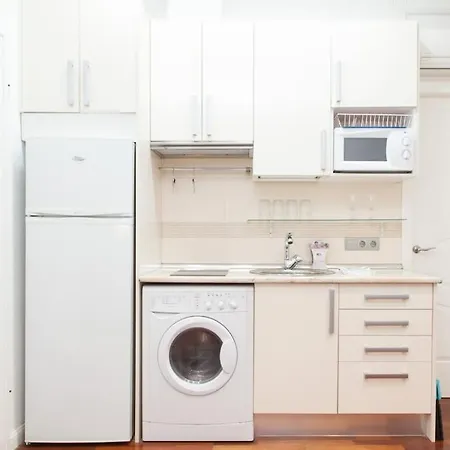 Tranquilo Apartamento En Chueca In2Iz5 Madrid Exterior photo